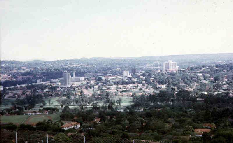 Kampala from Kololo.jpg